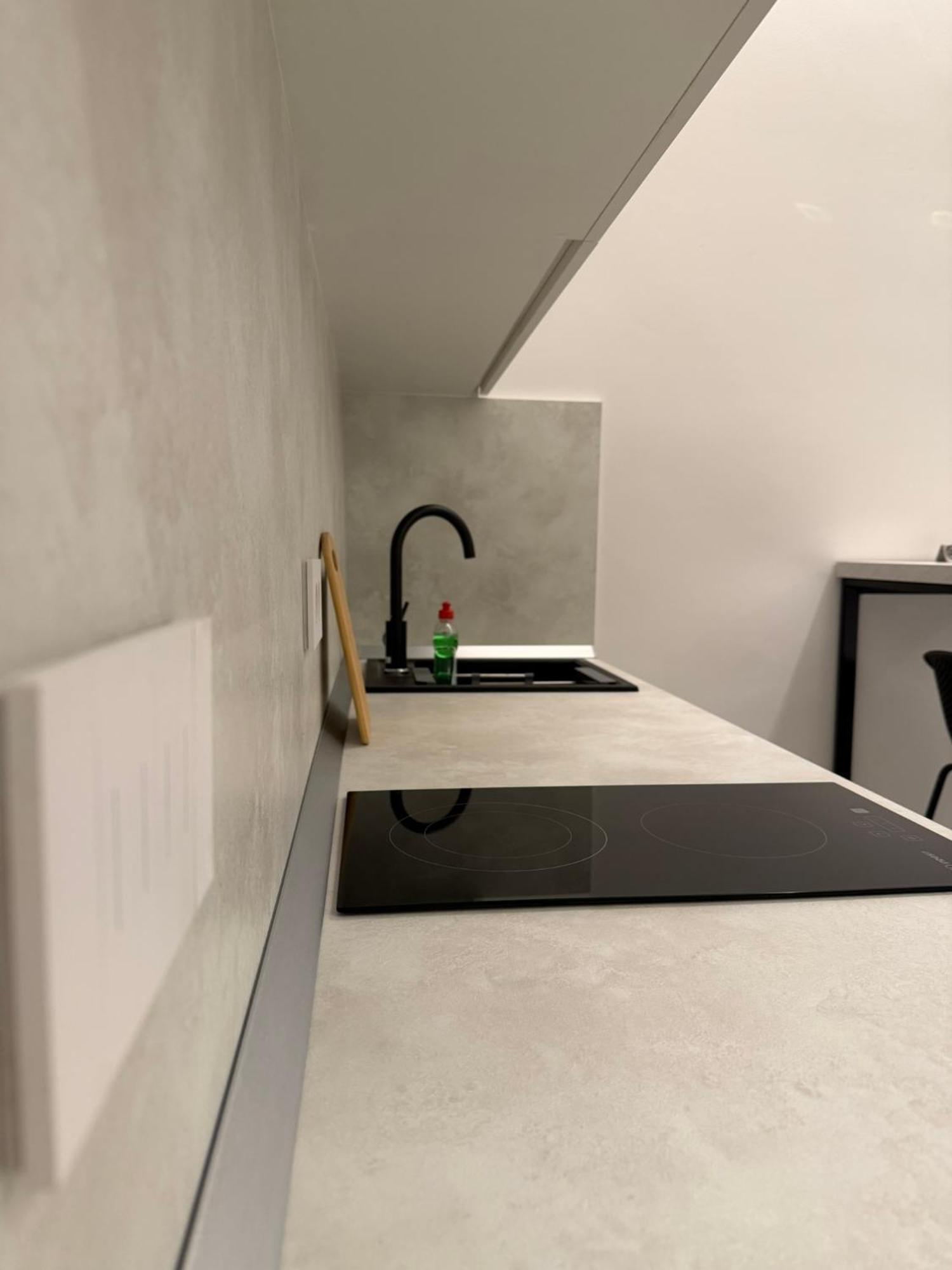 Apartment East Meets West *